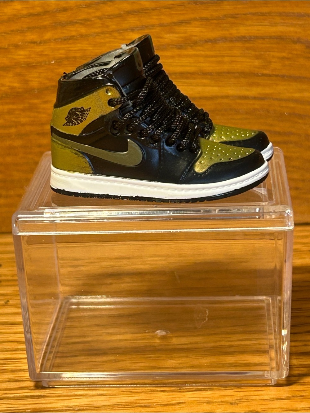 Mini sneaker collectable
